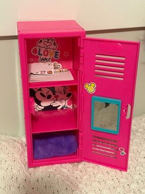 Real Littles Disney Locker Minnie Mickey - Doll Not Included
